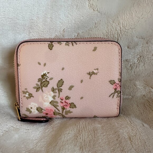 NWT! RARE! Coach 91752 Rose/Floral Print Bouquet Small Trifold Wallet In Blossom - Picture 3 of 8